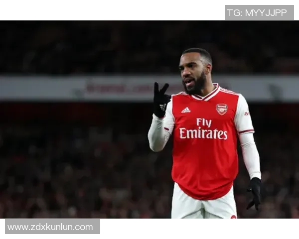 古铁雷斯的传奇人生与音乐旅程：从街头艺人到全球巨星的蜕变之路